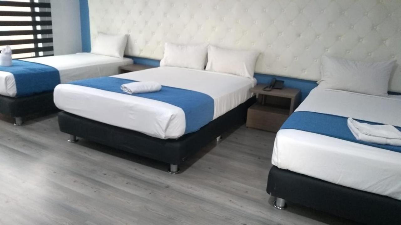 Plaza Miranda Hotel - Bogota — Photos 2